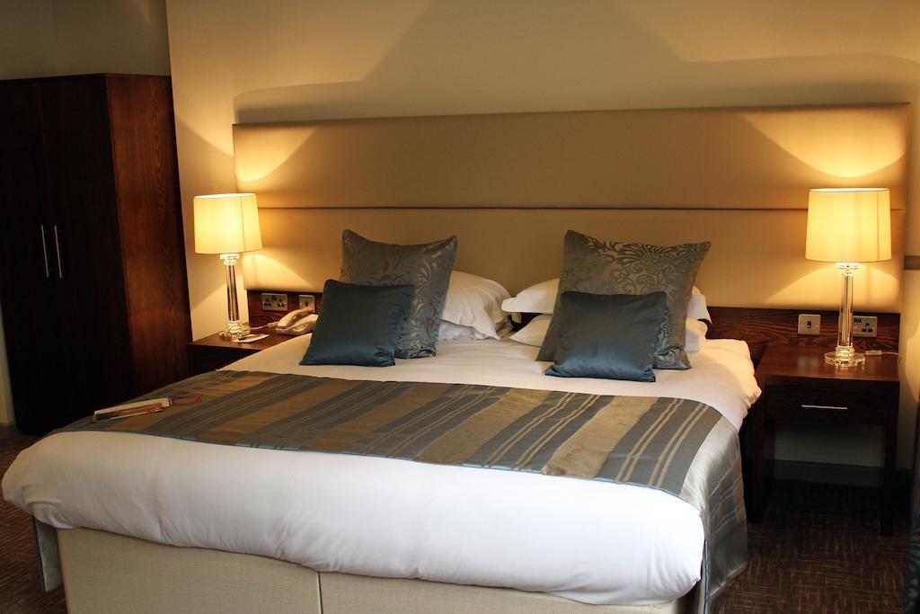 The Legacy Rose & Crown Hotel Salisbury Dış mekan fotoğraf