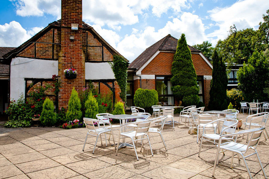 The Legacy Rose & Crown Hotel Salisbury Konforlar fotoğraf