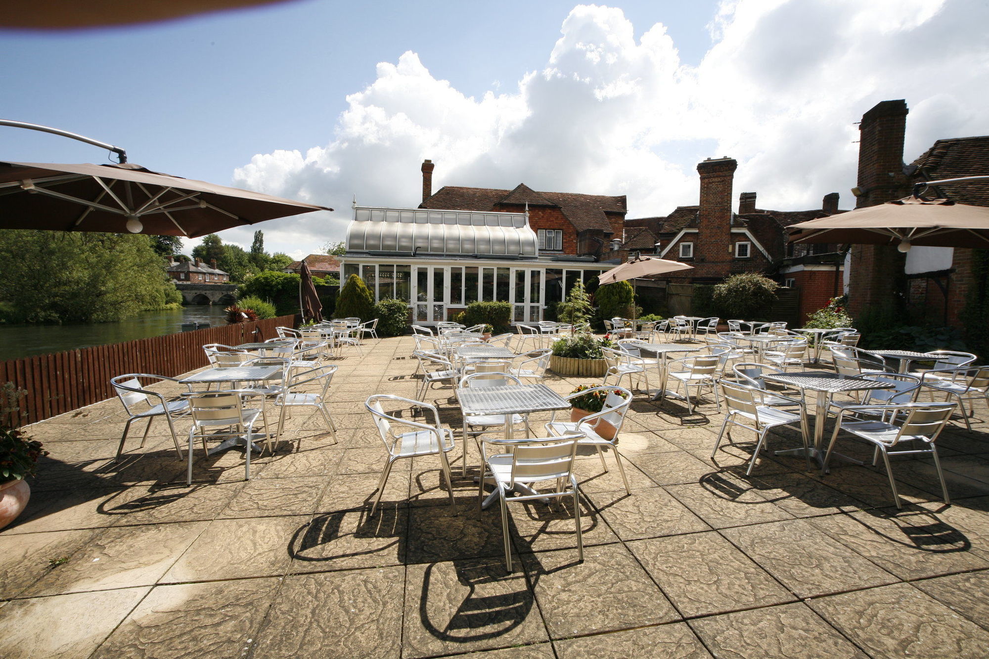 The Legacy Rose & Crown Hotel Salisbury Dış mekan fotoğraf