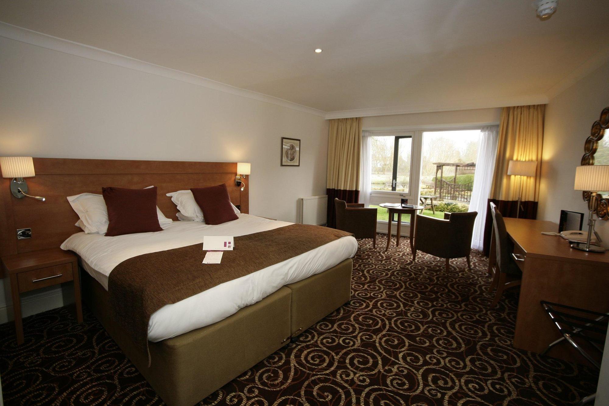 The Legacy Rose & Crown Hotel Salisbury Dış mekan fotoğraf