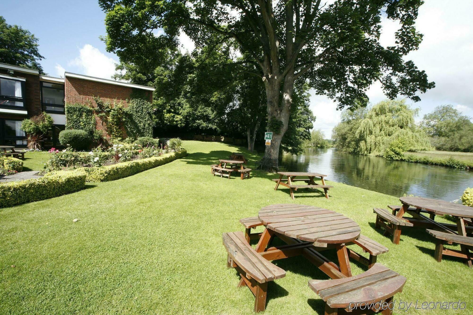 The Legacy Rose & Crown Hotel Salisbury Konforlar fotoğraf
